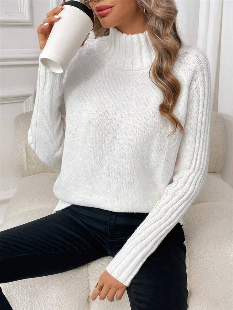 Solid-colored high-neck long-sleeved sweater