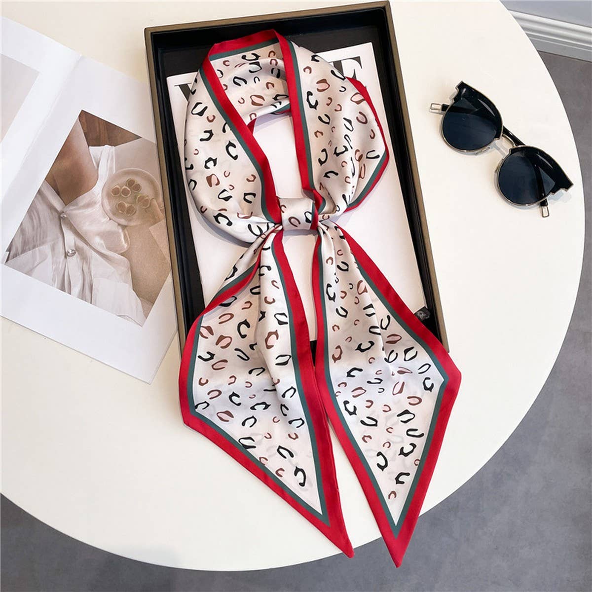 FASHIONABLE AND VERSATILE DOUBLE-LAYER HEAD SCARF_CWASC1513