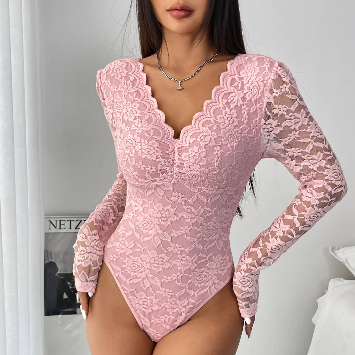 SOLID COLOR LACE LONG SLEEVE HOT GIRL SLIM BODYSUIT_CWMM4627