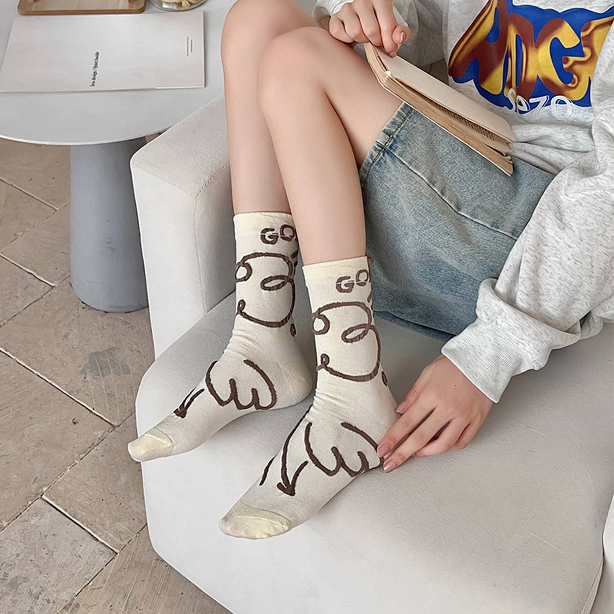 CASUAL GRAFFITI CARTOON SOCKS_CWMS0676