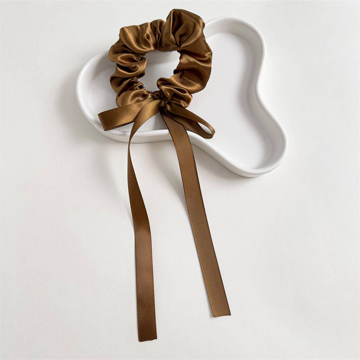 WOMEN KNOTTED STREAMER BOW HAIR TIE_CWAHA1083