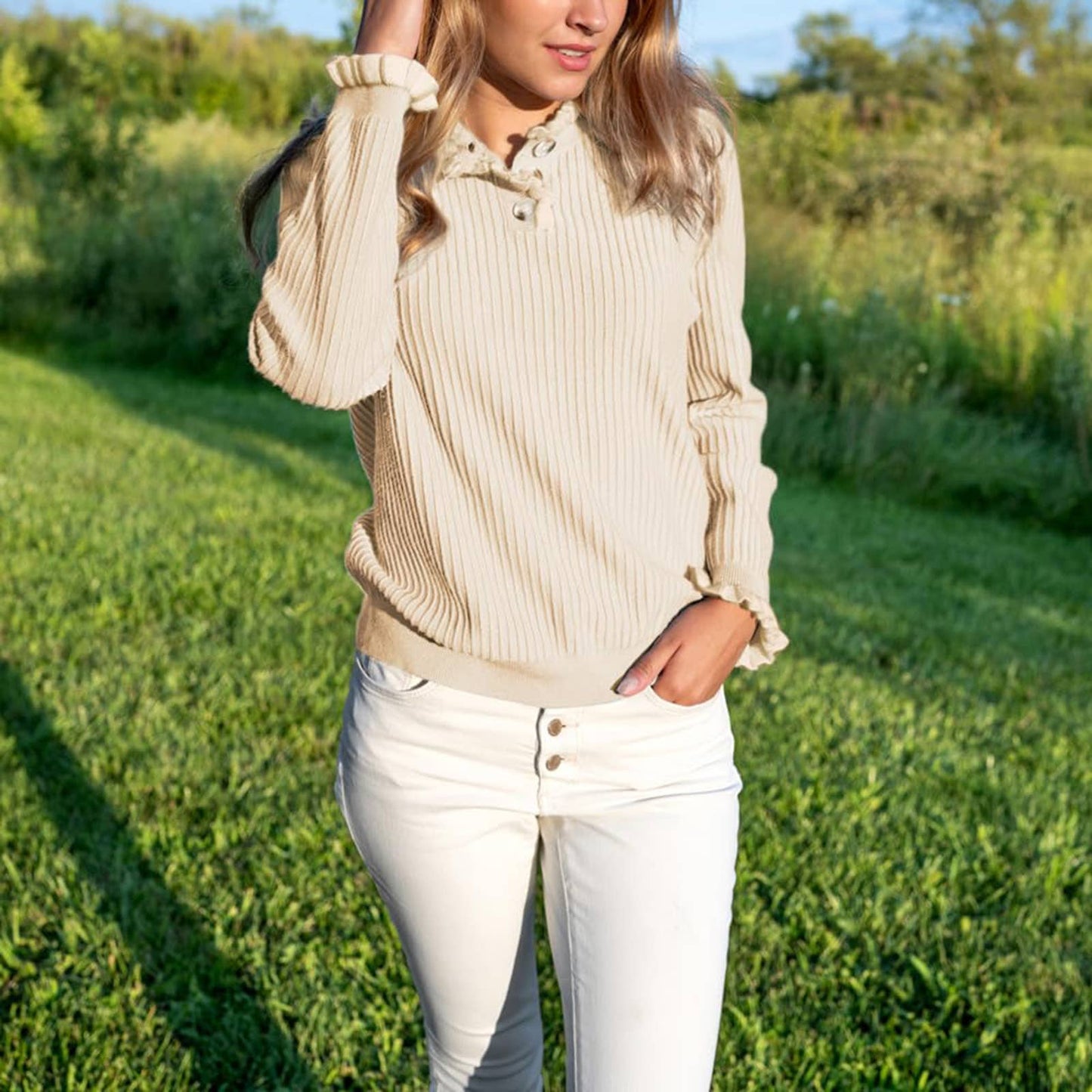 ROUND NECK WOODEN EAR NECK WOMEN'S KNITTED TOP