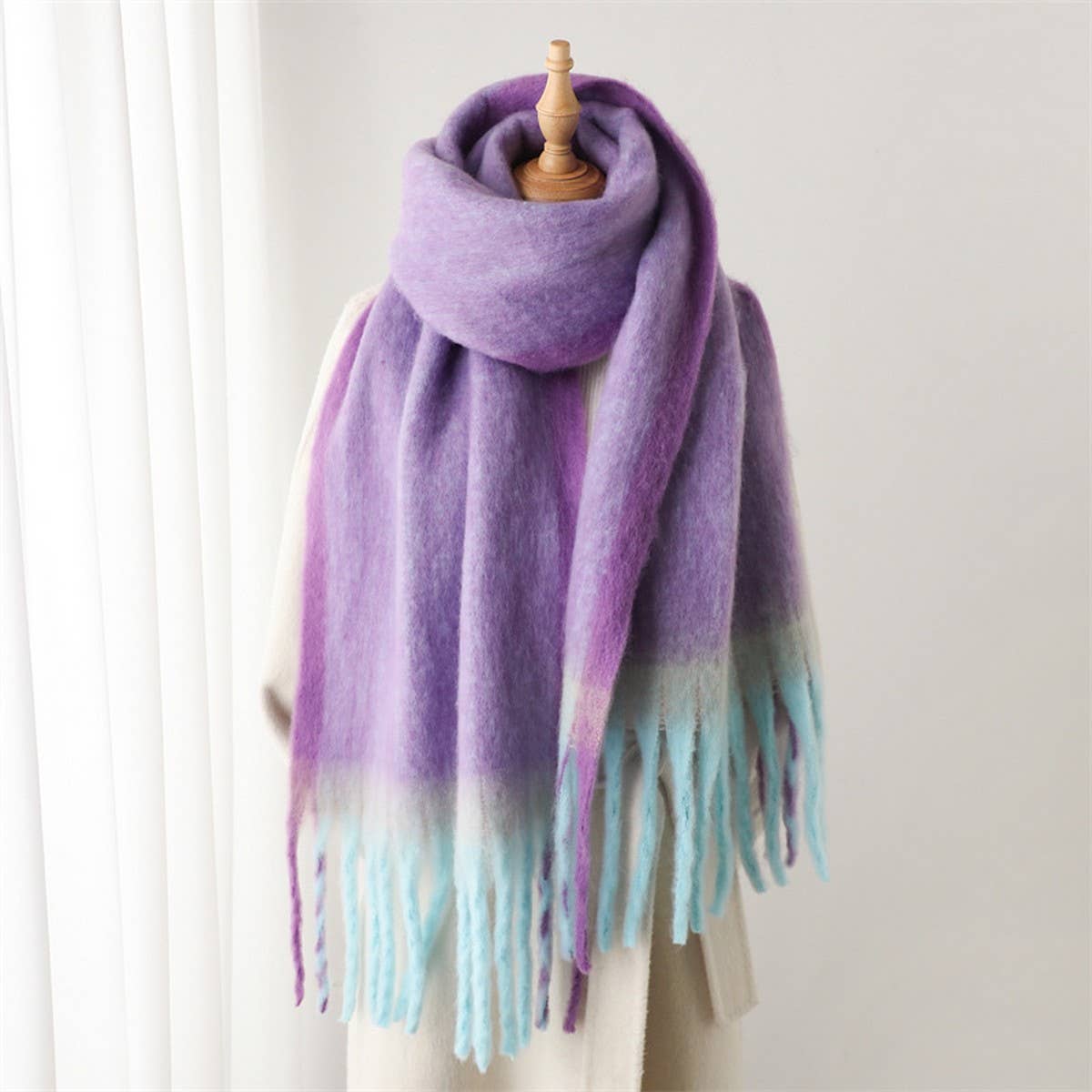 Loopy Yarn Ombre Scarf with Soft Tassels