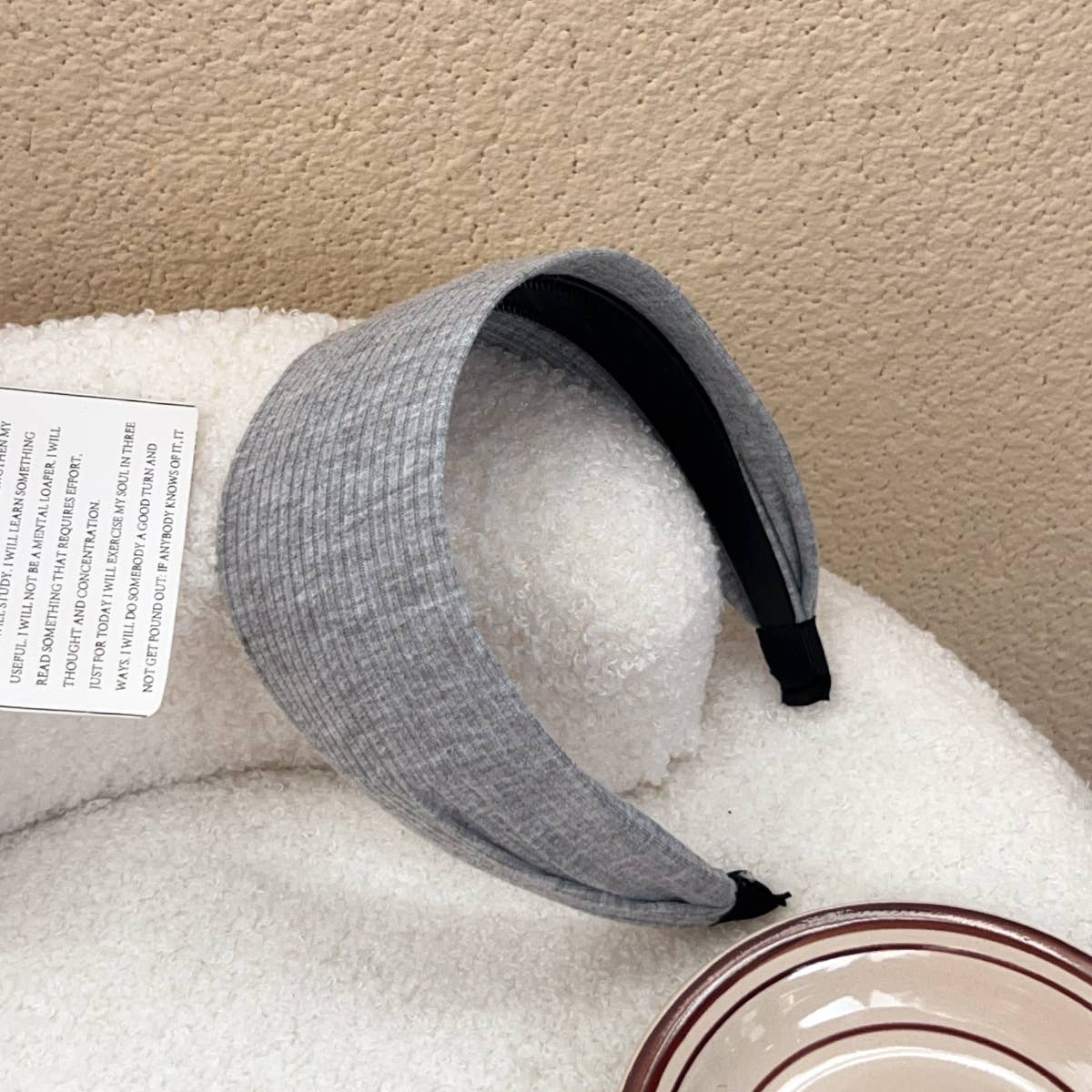 Retro knitted corrugated strip widened hair band