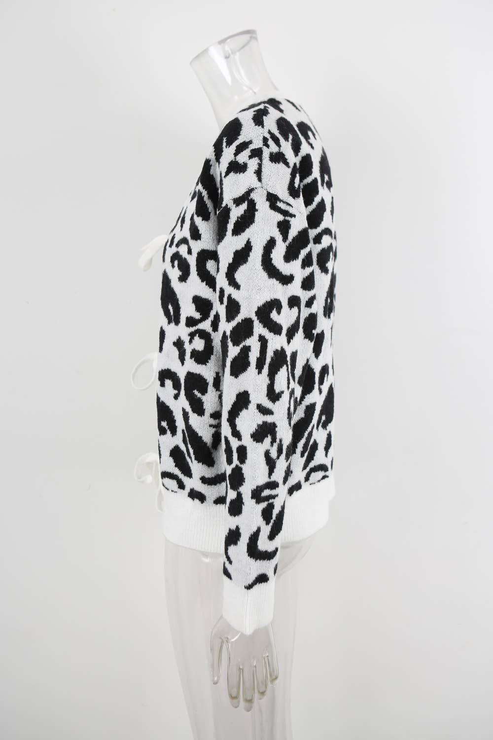 Leopard print jacquard bow tie cardigan