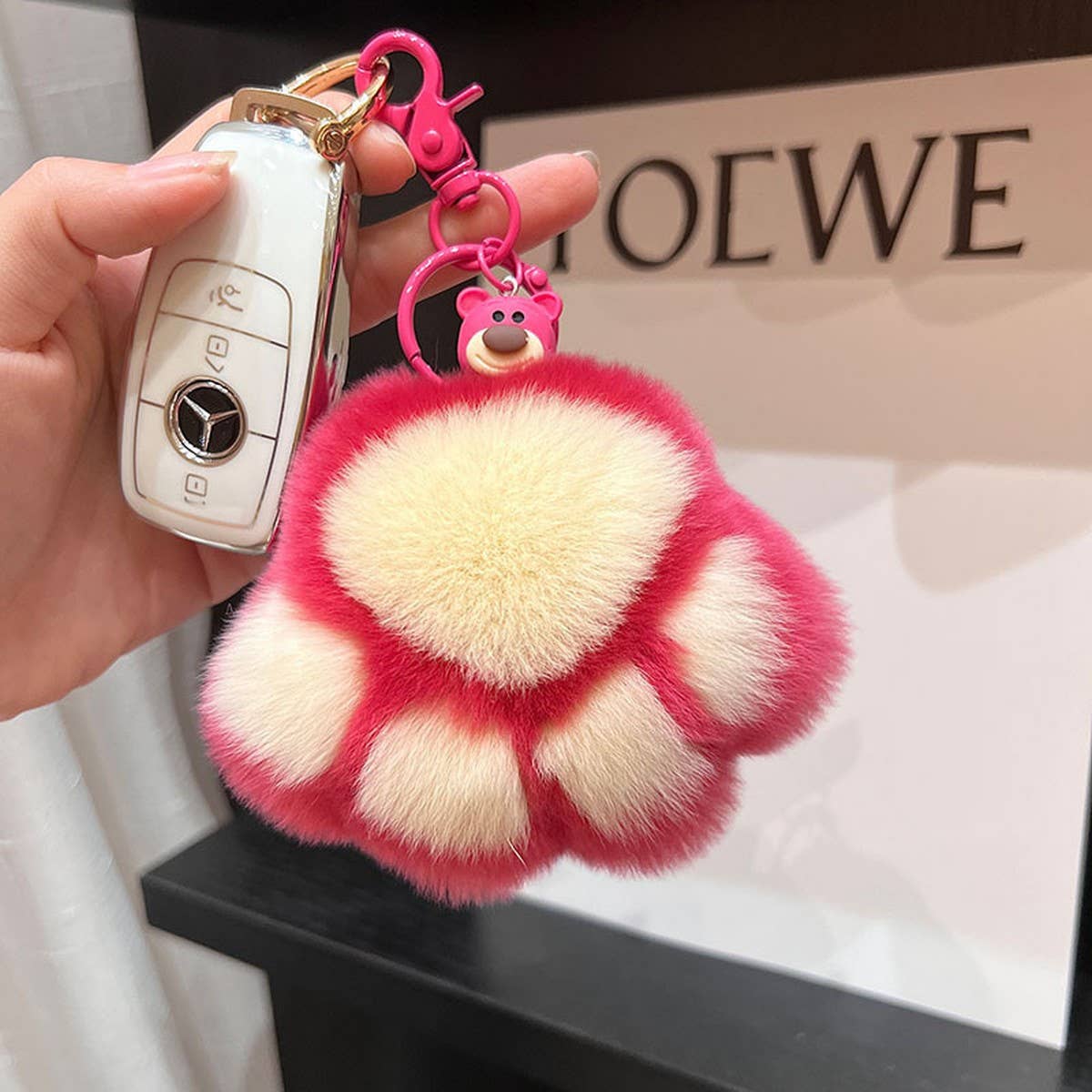 STRAWBERRY BEAR PAW BACKPACK PENDANT KEYCHAIN_CWMM2520