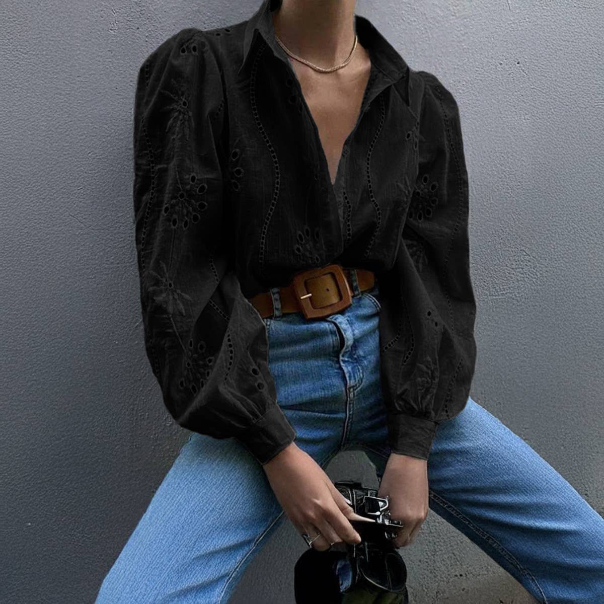 EMBROIDERED LOOPED LONG-SLEEVED LAPEL SHIRT