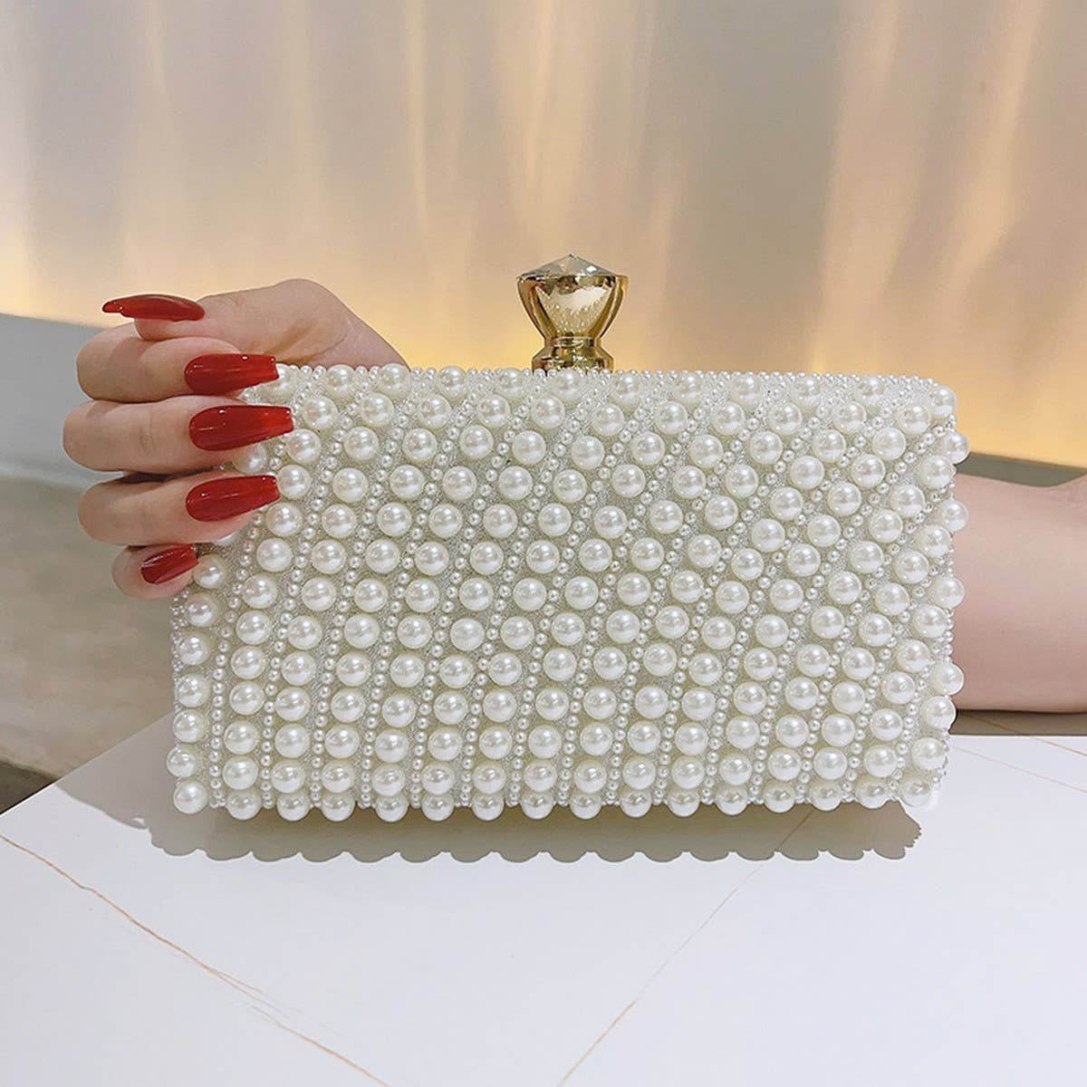 VINTAGE ELEGANT SQUARE CLUTCH_CWAB2512