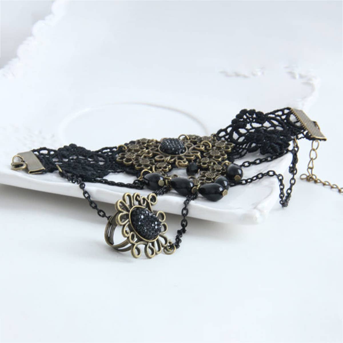 HALLOWEEN  GOTHIC LACE BRACELET WITH RING JEWELRY