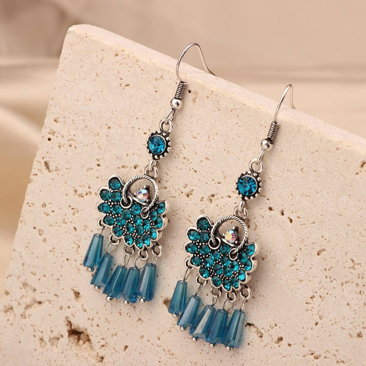 HIGH-END ALL-MATCH CRYSTAL TASSEL RETRO EARRINGS