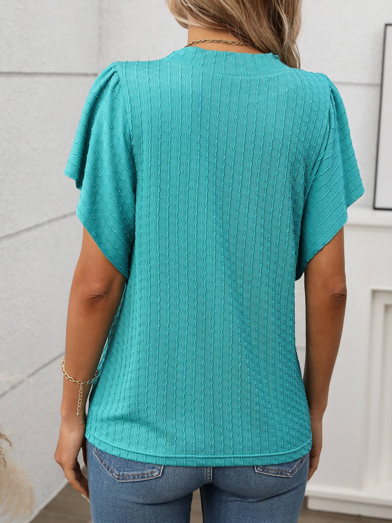 Solid color round neck short sleeve T-shirt
