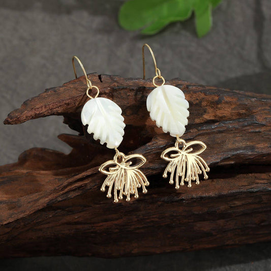 SIMPLE AND STYLISH WHITE SHELL EARRINGS