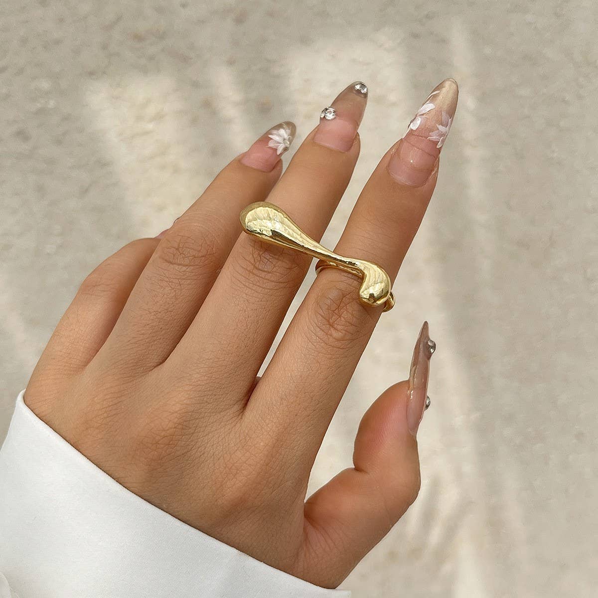 FASHIONABLE METAL IRREGULAR WATER DROP OPEN RING