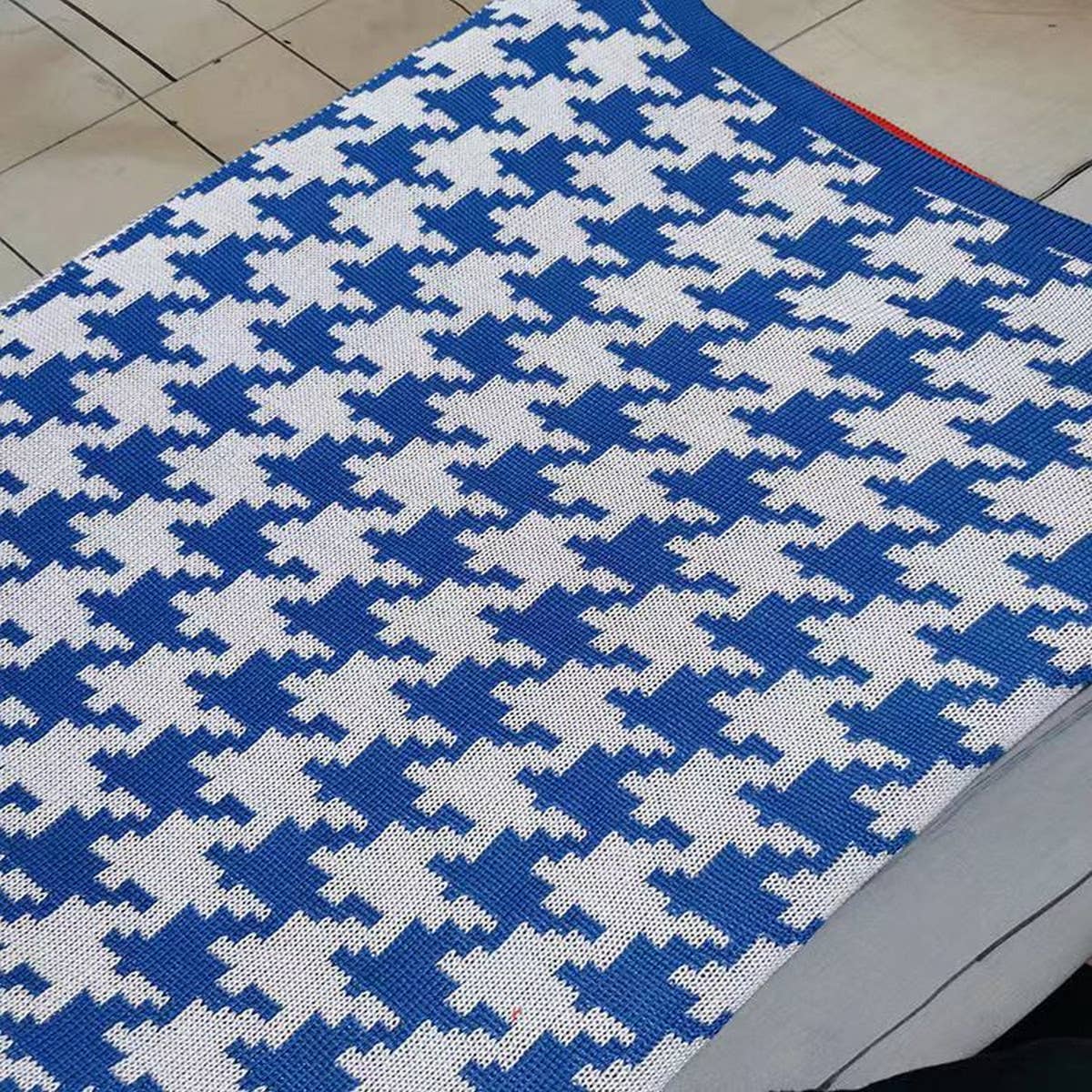 LEISURE PLAID SOFA COVER BLANKET