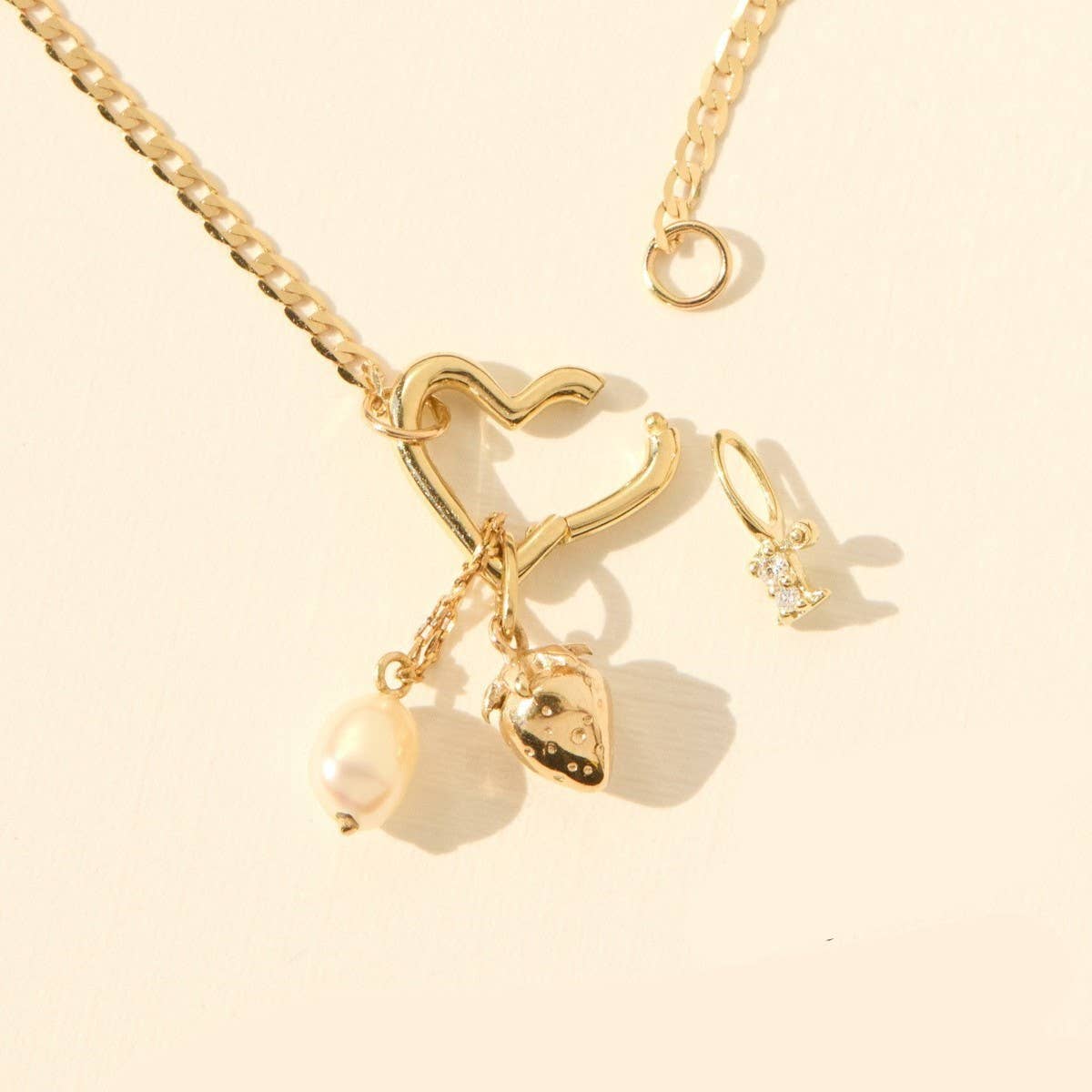 Basic loose chain heart round necklace_CWMM5711