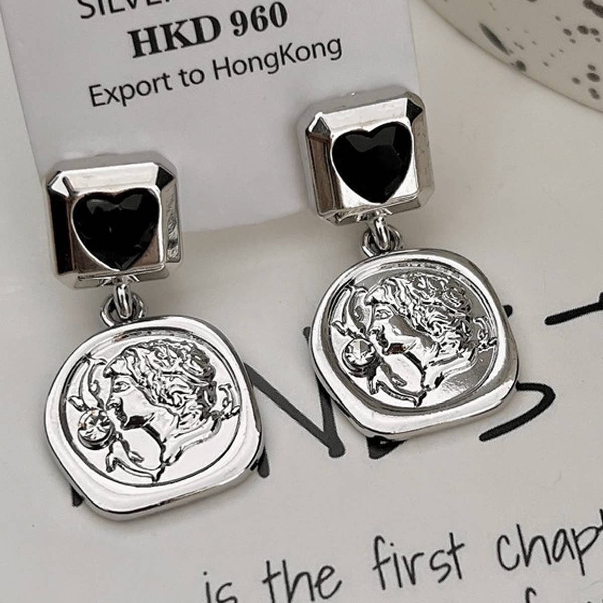 LIGHT LUXURY ZIRCON GEOMETRIC LOVE STUD EARRINGS