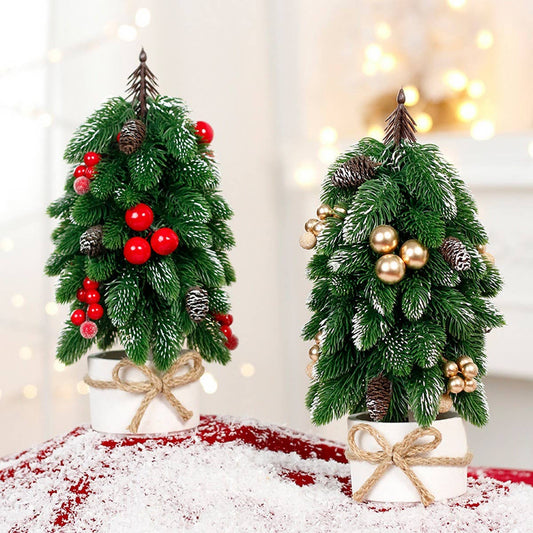Mini Pinecone & Red Berry Christmas Table Decor_CWMM9888