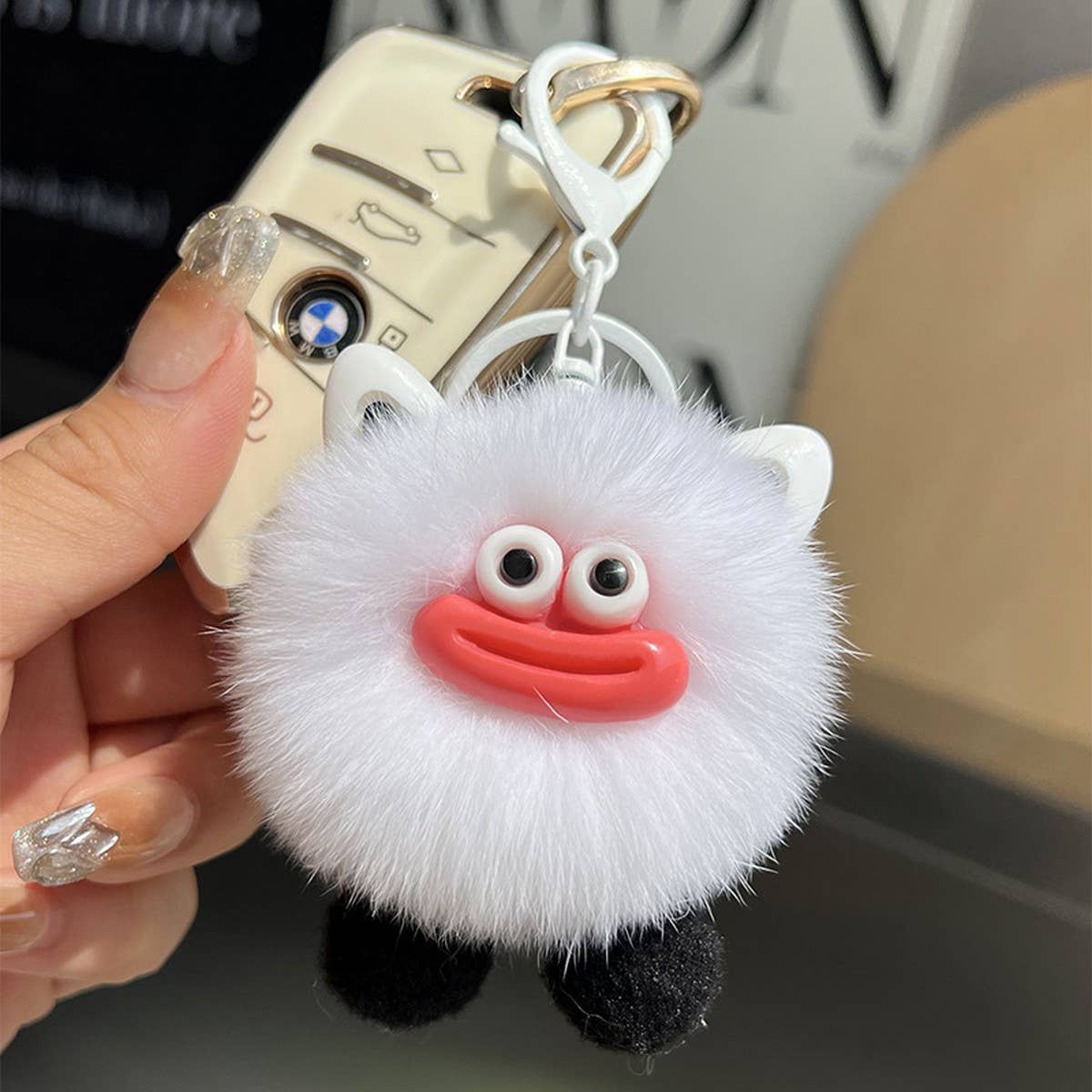 BIG MOUTH SMALL BRIQUETTE CAR KEYCHAIN PENDANT_CWMM2509