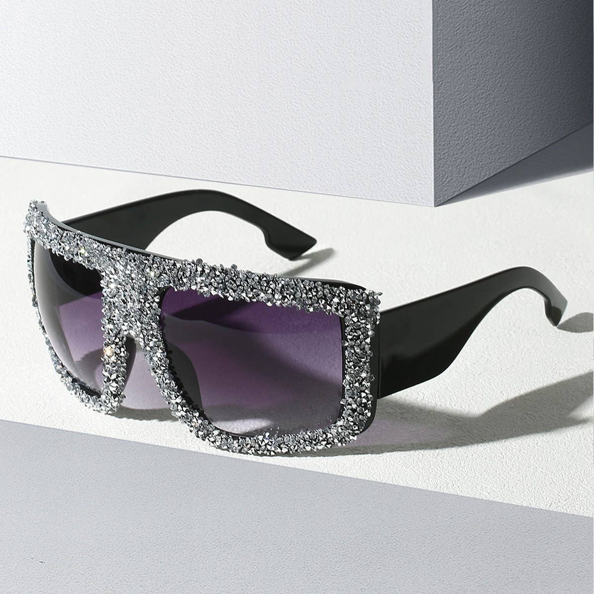 VINTAGE DIAMOND LARGE FRAME SQUARE SUNGLASSES