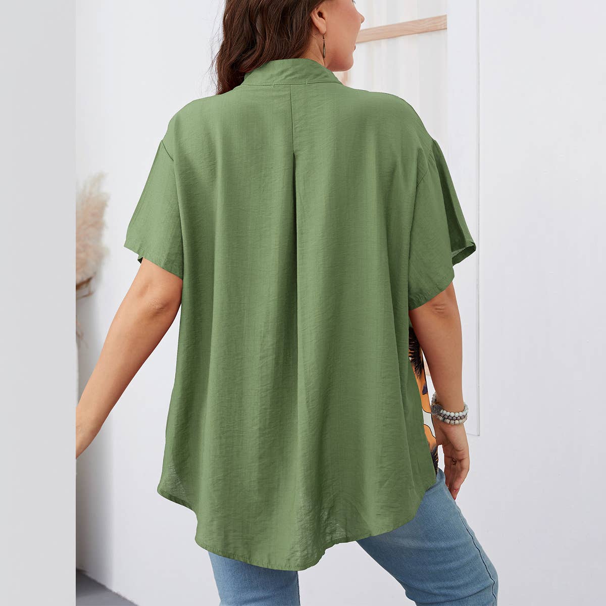 Plus-Size Floral Color Shirt For Women_Cwtsts0392