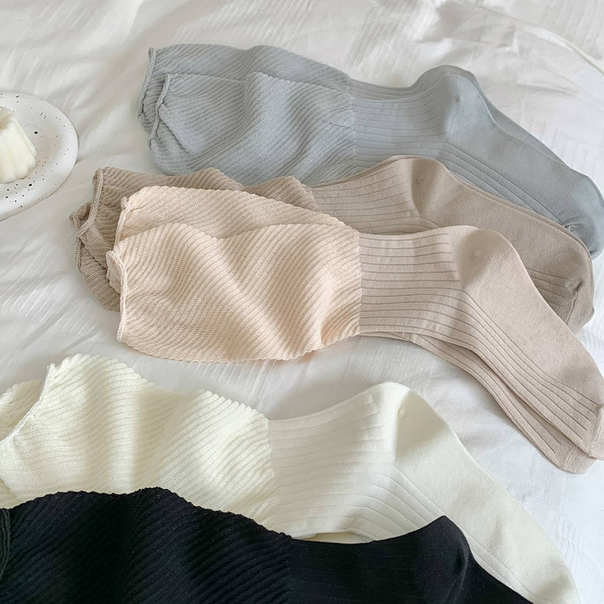 WOMEN BREATHABLE MESH MID-LENGTH COTTON SOCKS