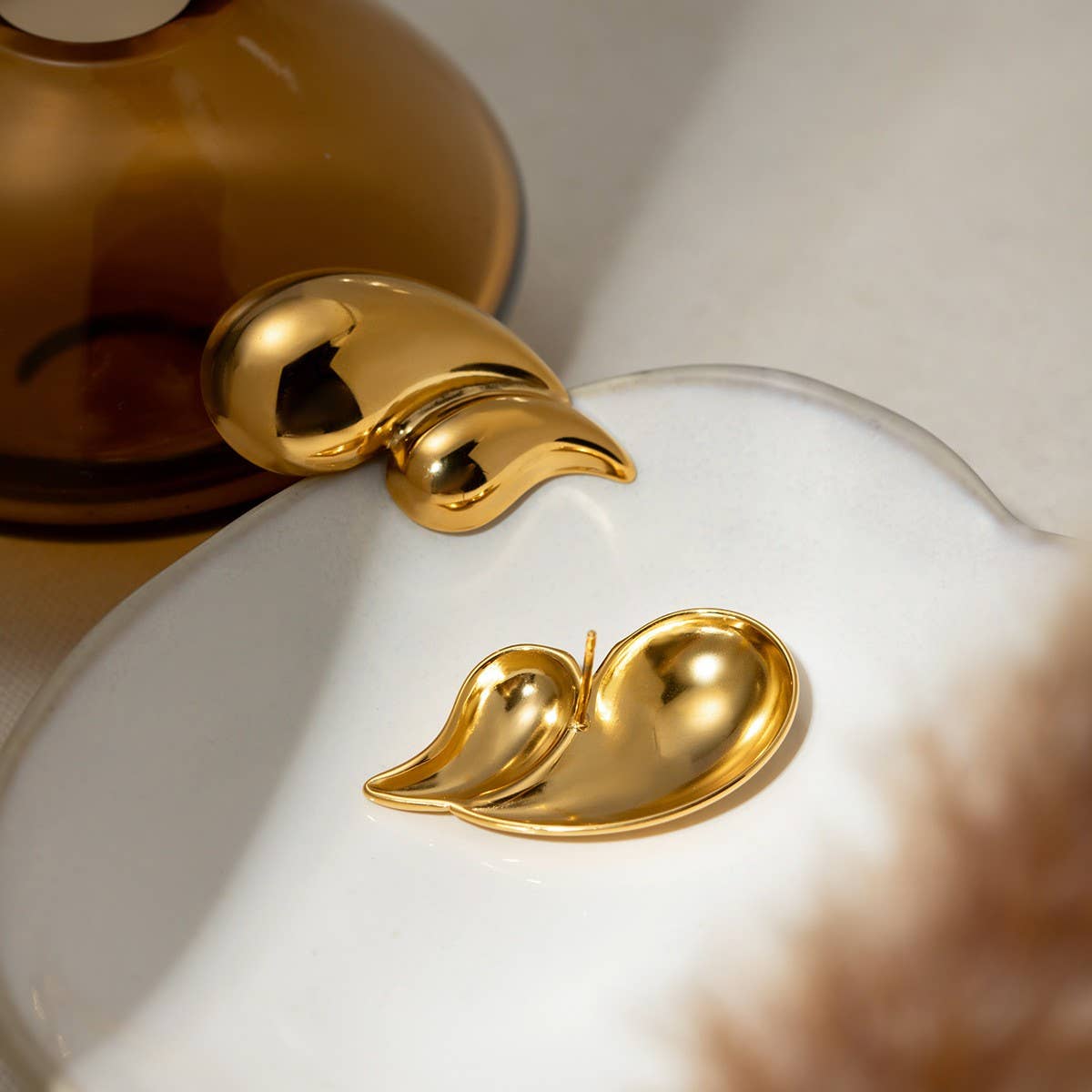 SIMPLE DOUBLE-LAYER GLOSSY WATER DROP EARRINGS_CWAJE1783