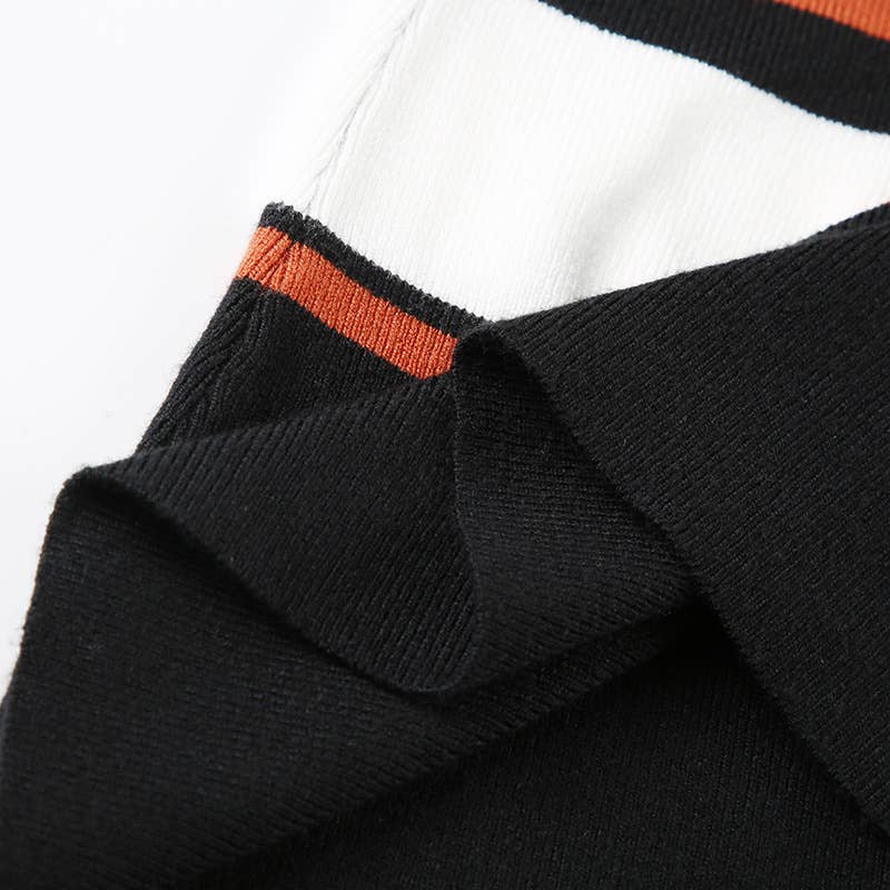 SLOUCHY STRIPED SWEATER IN CONTRASTING COLORS