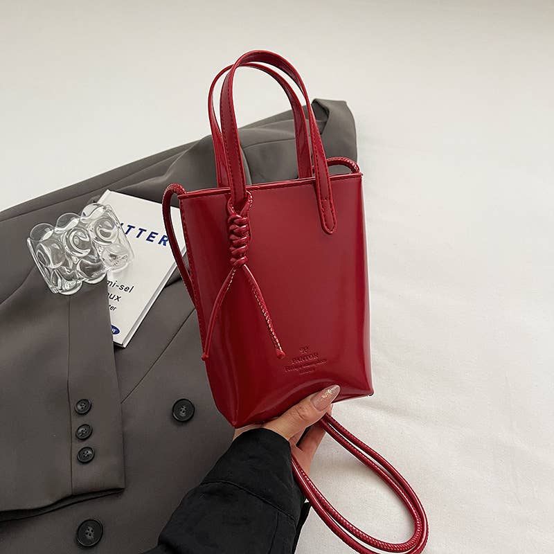 Glossy simple and niche single-shoulder bag