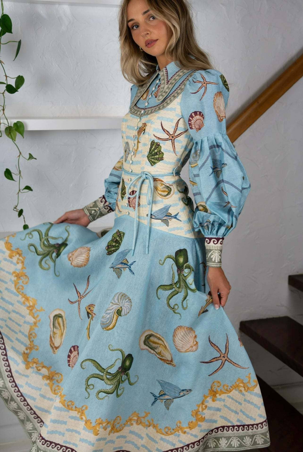 Fashionable doll-neck wide-hem dress