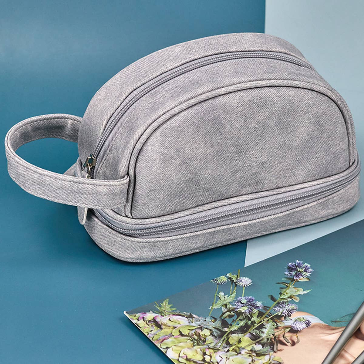 SIMPLE DENIM TRAVEL MAKEUP BAG_CWAB1446