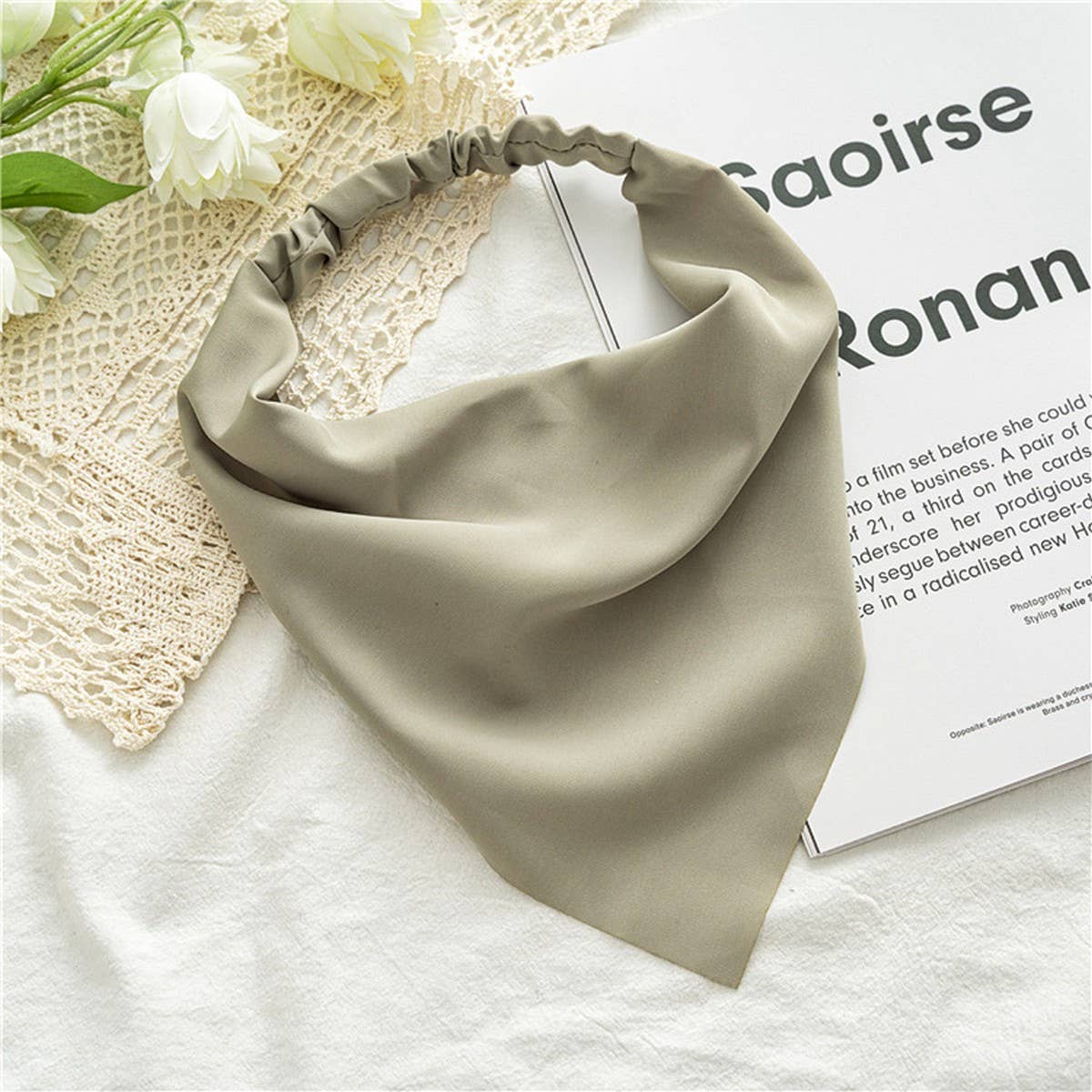 SOLID COLOR CHIFFON TRIANGLE SCARF HAIRACCESSORIES_CWAHA4154