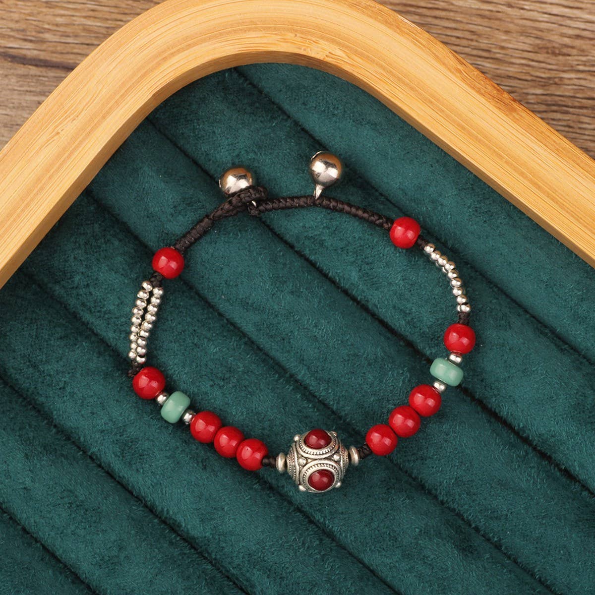 ETHNIC RETRO PERSONALITY NICHE BRAIDED BRACELET