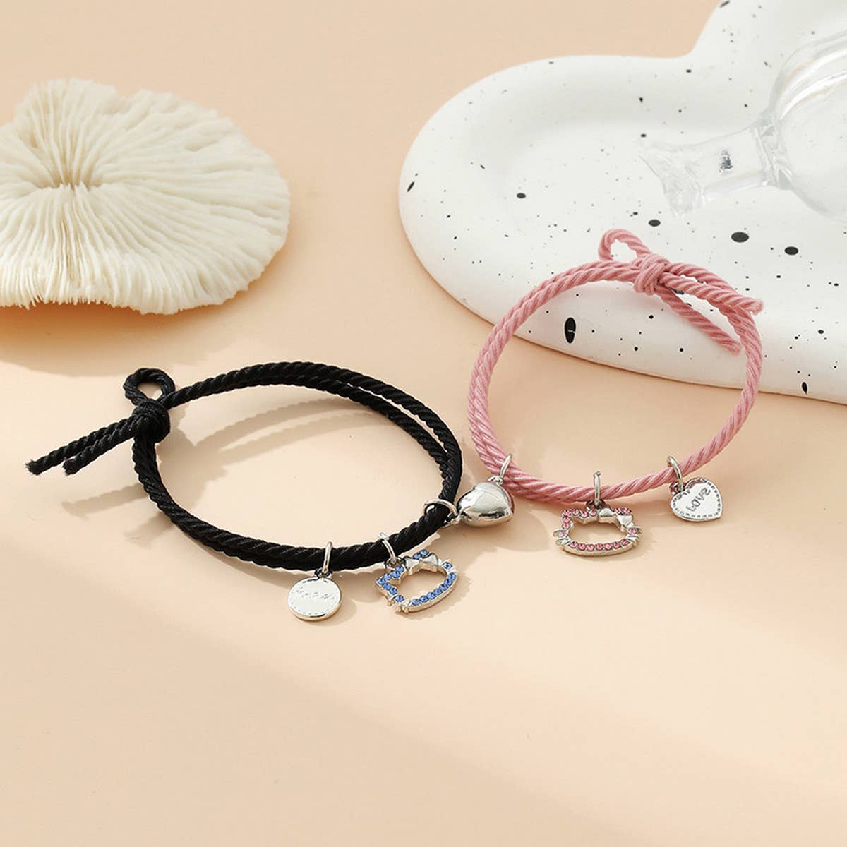 FASHION SPIDER HEART MAGNETIC BRACELET_CWAJE2417
