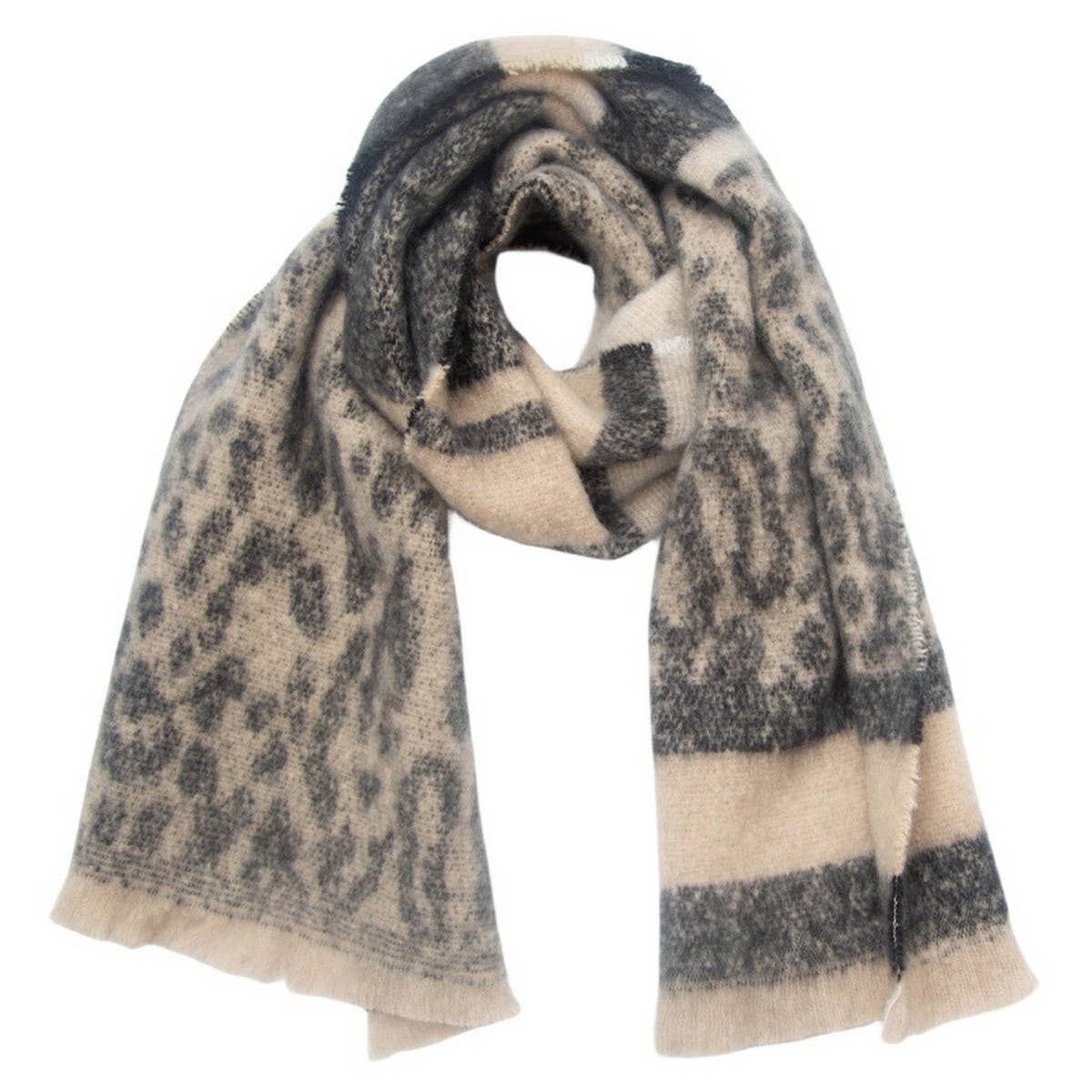 Leopard Jacquard Scarf - Unisex Winter Knit Wrap