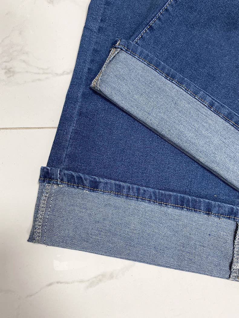 FASHIONABLE HIGH-WAISTED STRAIGHT-LEG JEANS