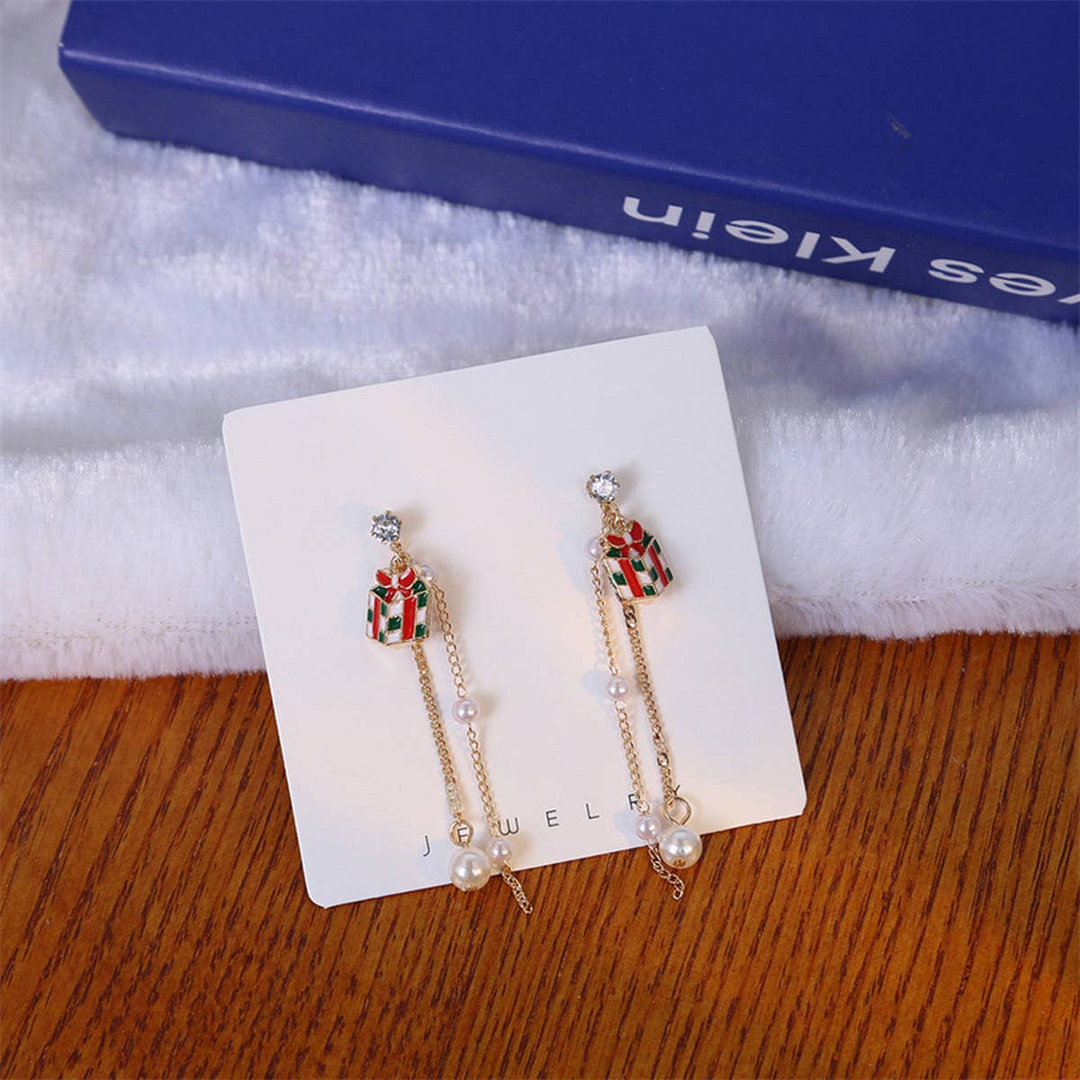 ASYMMETRIC CHRISTMAS TREE ELK TASSEL EARRINGS_CWAJE2403