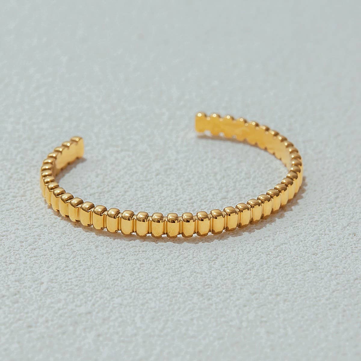 18K Gold Open Bangle, Titanium Steel, No Fade_CWAJE4696