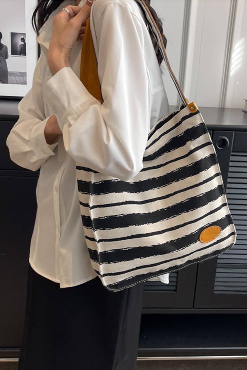STRIPE PATTERN CASUAL SHOULDER BAG_CWAB0512