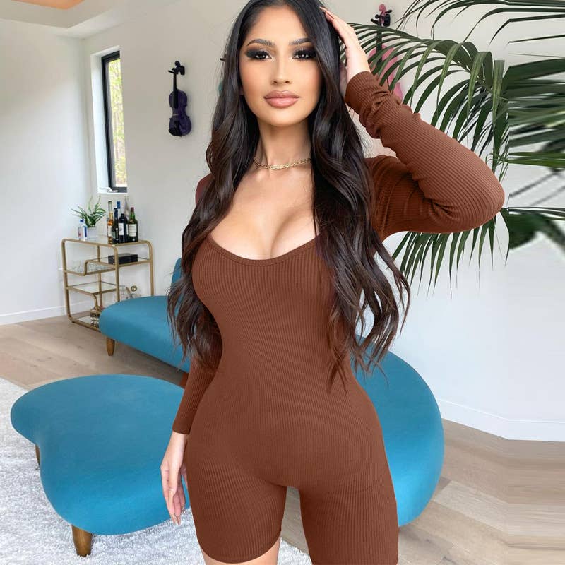 Solid-color ribbed U-neck slim-fit jumpsuit
