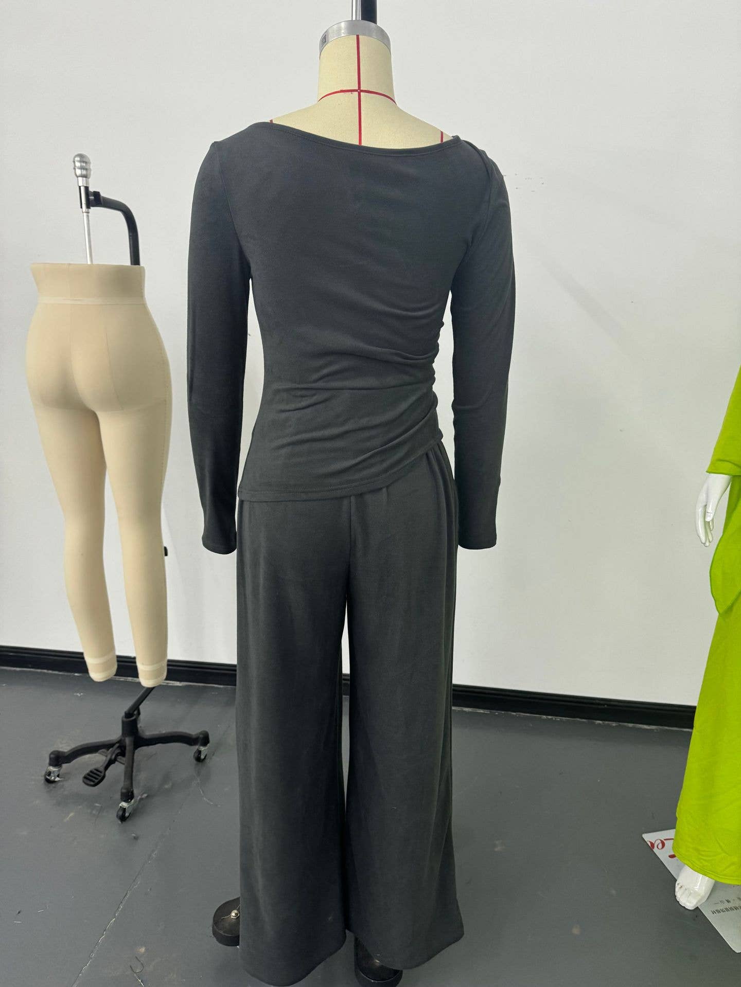 Solid-color long-sleeved wide-leg long pants set