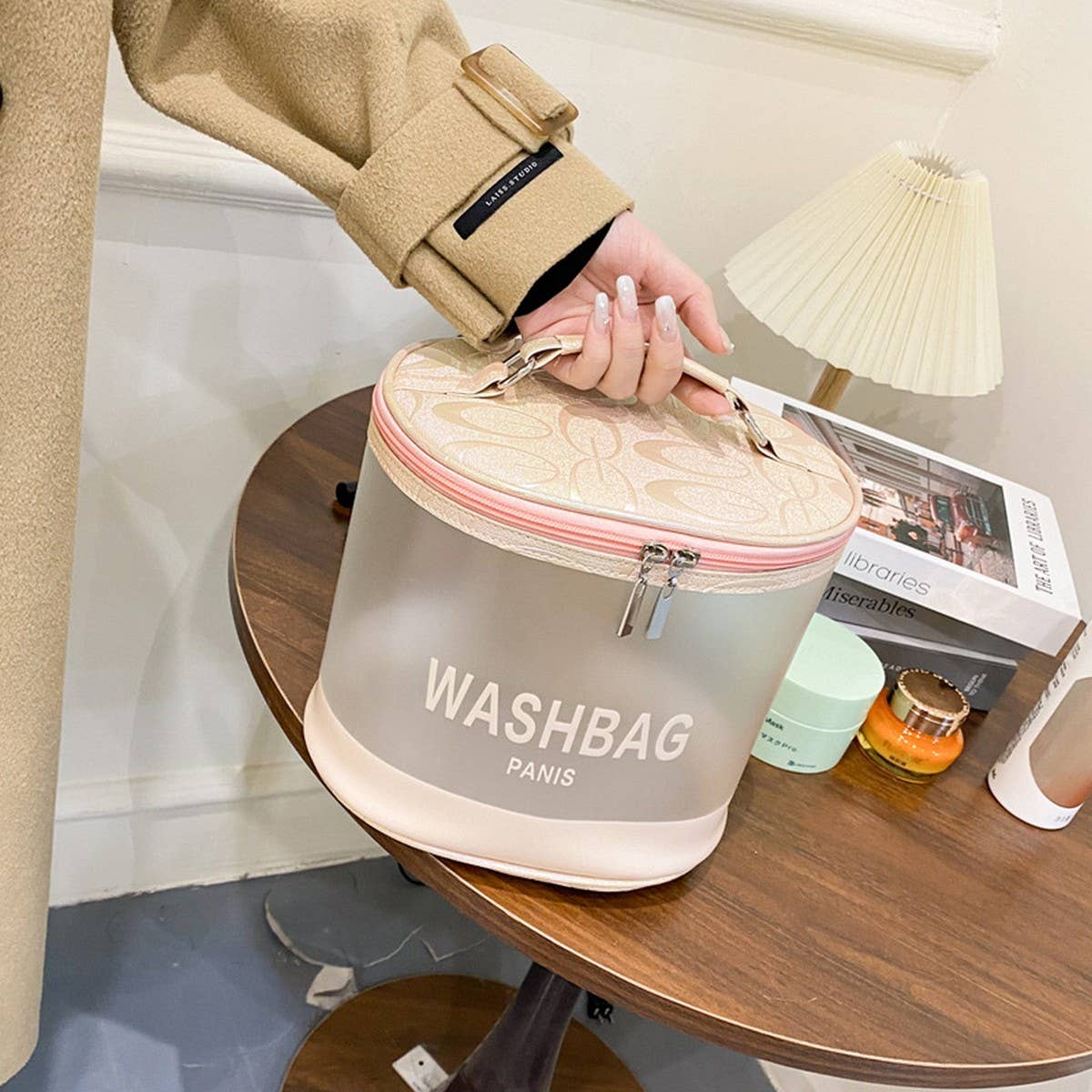 TRANSPARENT PORTABLE LARGE CAPACITY COSMETIC BAG_CWAB4399