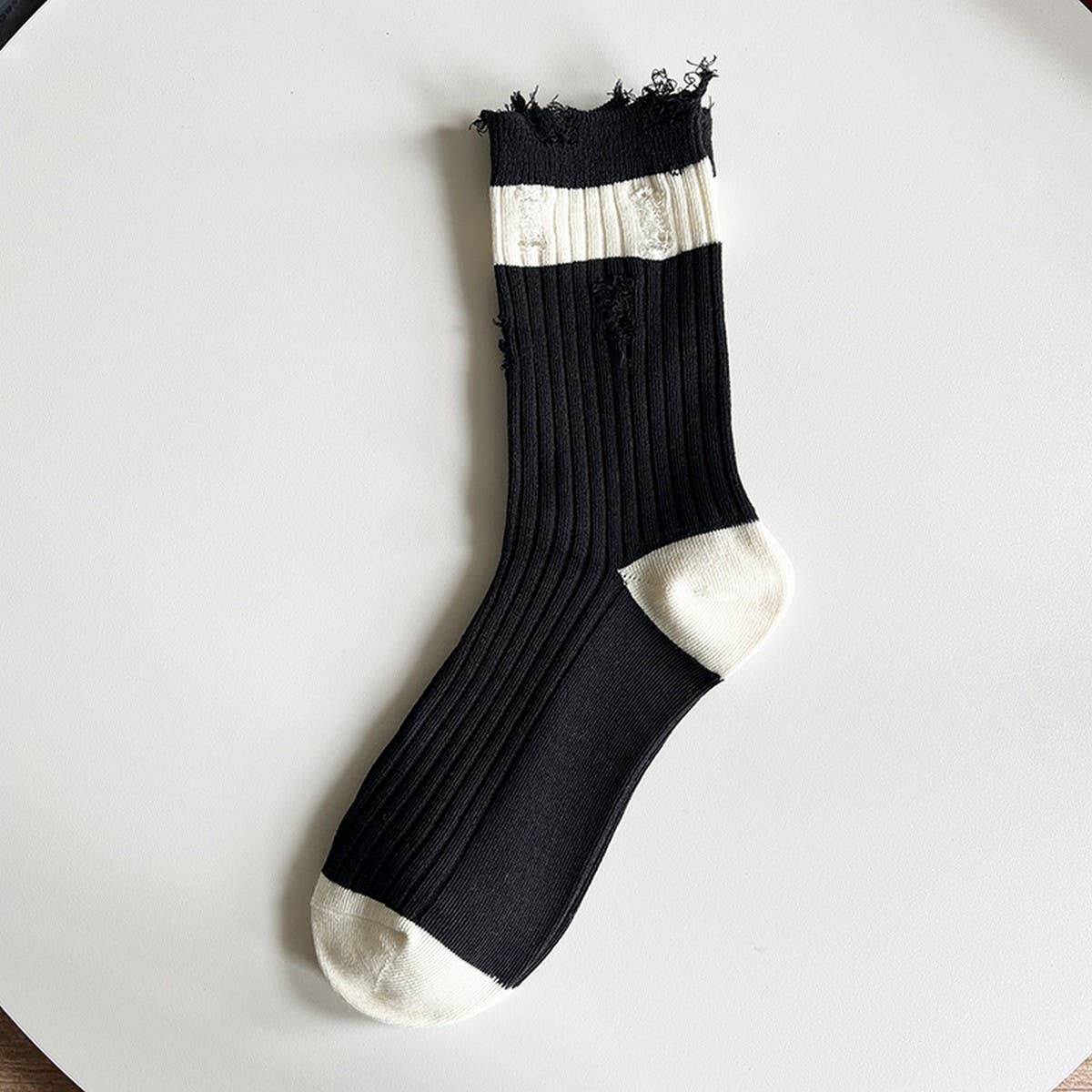 COTTON BLACK AND WHITE STRIPED HOLE SOCKS