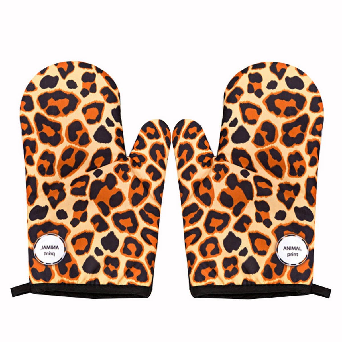 A PAIR OF HEAT-RESISTANT BAKING GLOVES_CWMM1452