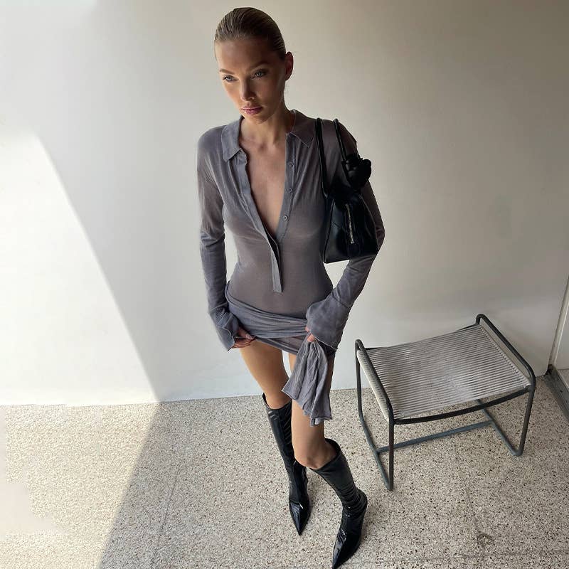 A polo collar form-fitting body-hugging skirt