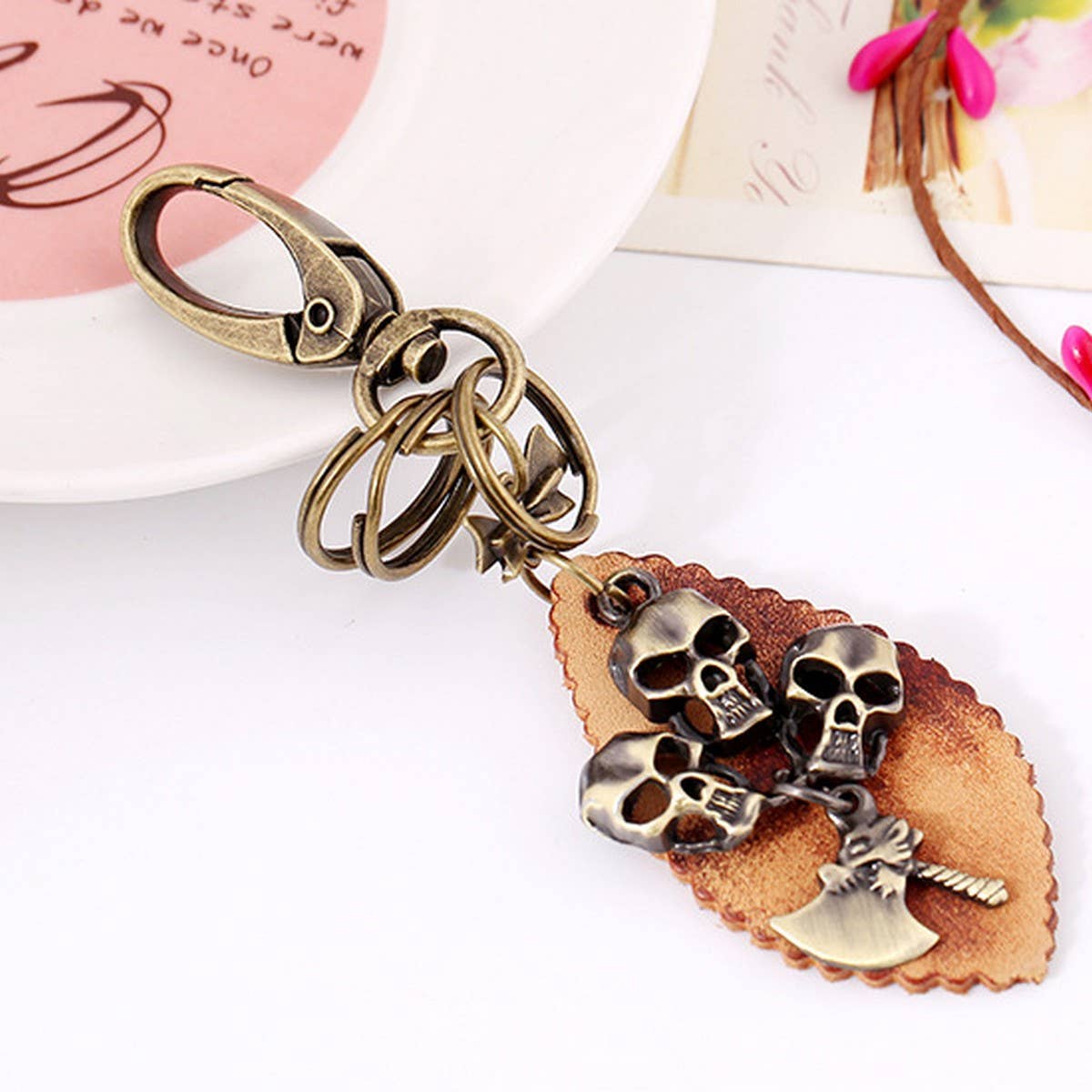 VINTAGE PUNK BRONZE SKULL LEATHER KEYCHAIN