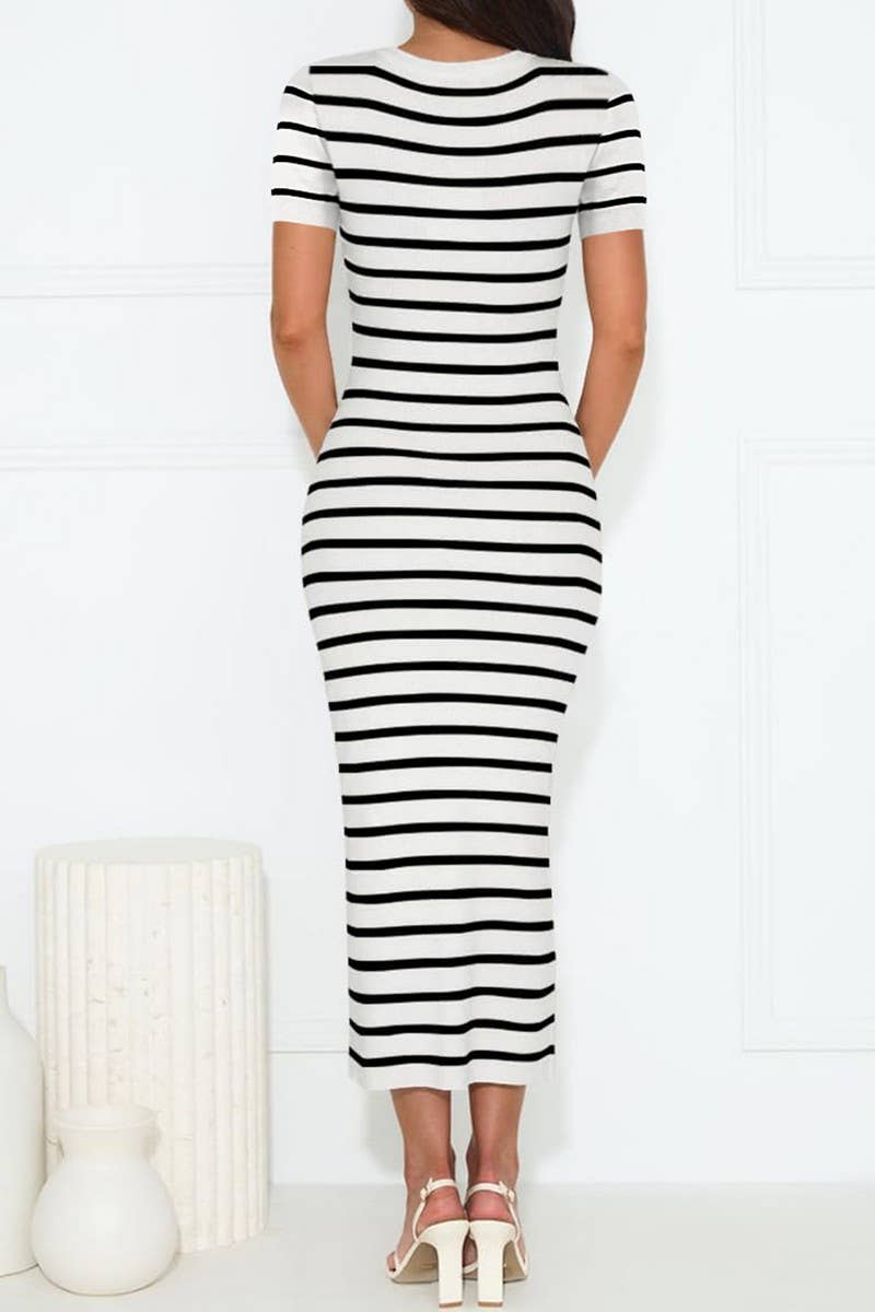 CWDMD4281_STRIPED U-NECK SHORT-SLEEVED KNITTED LONG DRESS