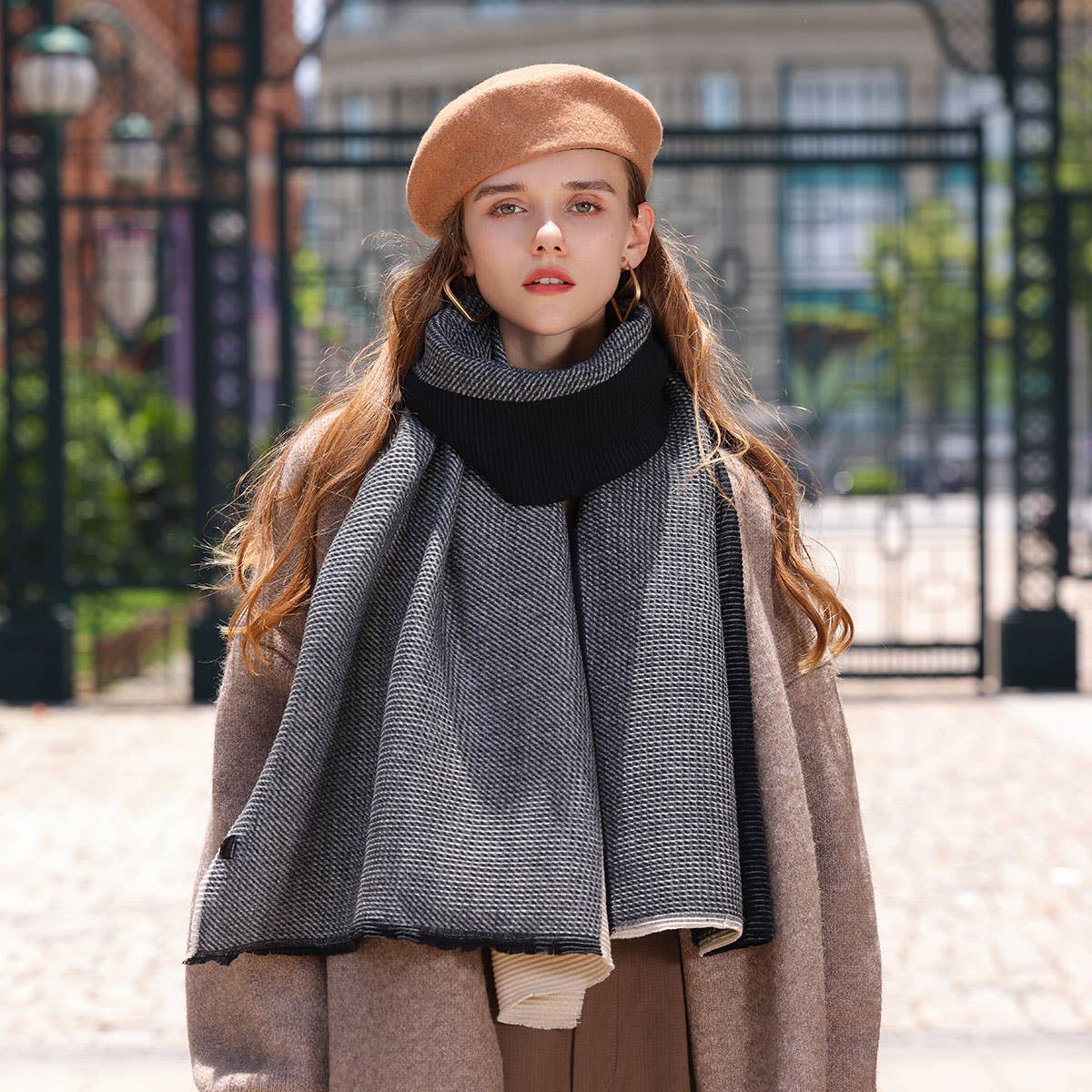 Double-Sided Crinkle Scarf - Elegant Winter Wrap