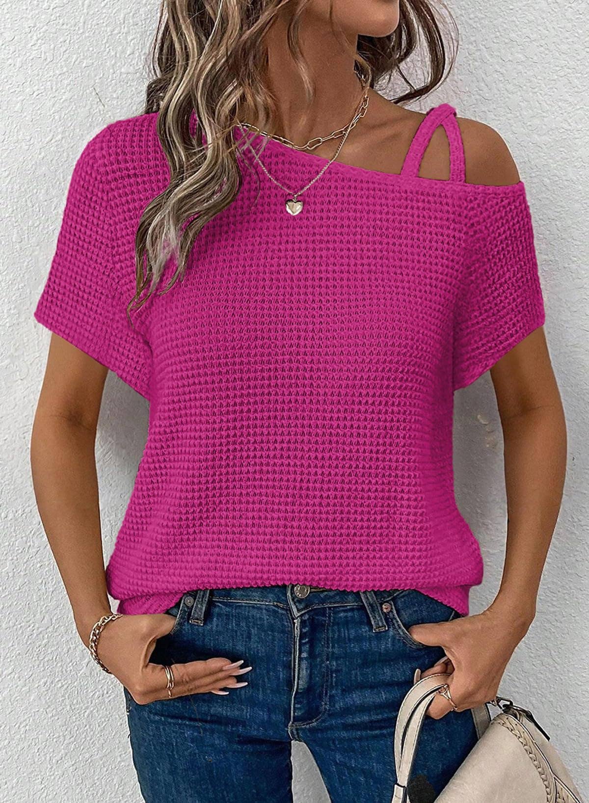 Short sleeved off-the-shoulder knit T-shirt