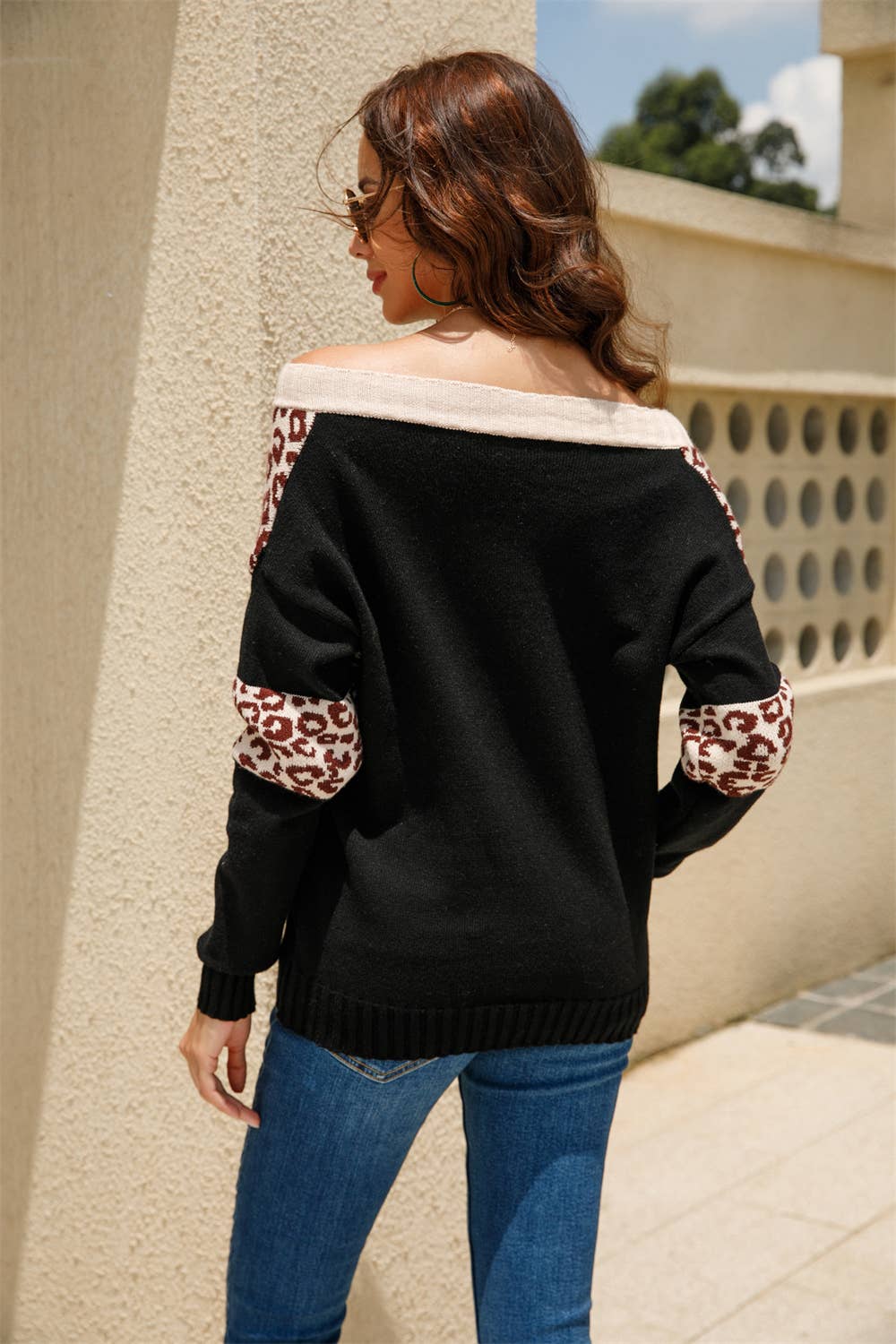 V-NECK LEOPARD PRINT SWEATER BASE SWEATER KNIT