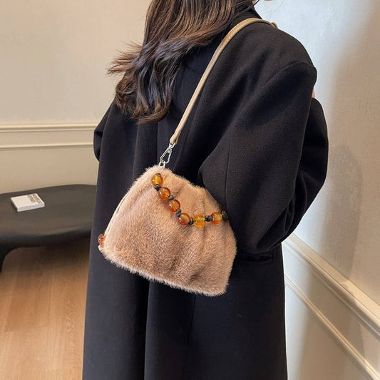 WINTER PLEATED SHOULDER AND CROSSBODY PLUSH BAG_CWAB3942